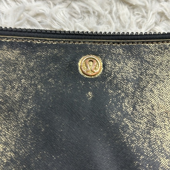 Lululemon Wristlet - Picture 5 of 5